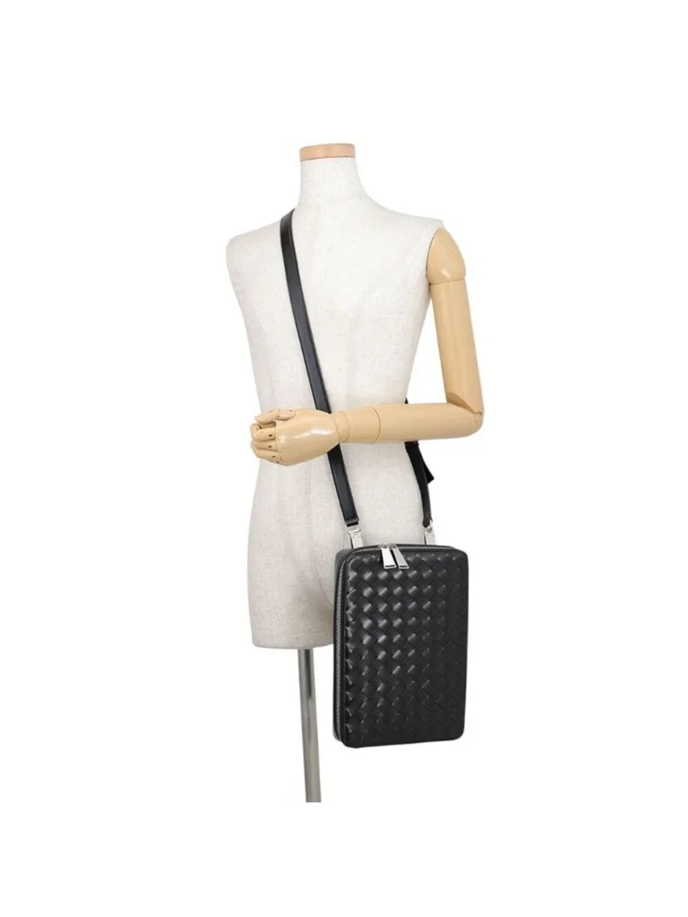 Bottega Veneta Shoulder Bag Intrecciato Calfskin Black